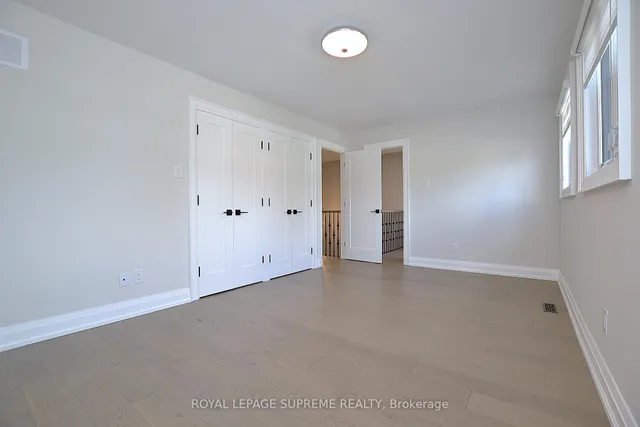 房产图片 25 - 514 Petawawa Cres