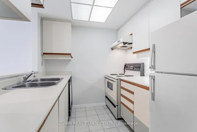 Additional image 11 of 7 Concorde Pl Unit 3312