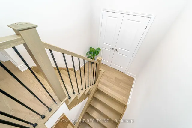 Additional image 22 of 26 Merlin St