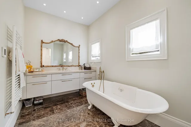 Additional image 17 of 386 Palmerston Blvd