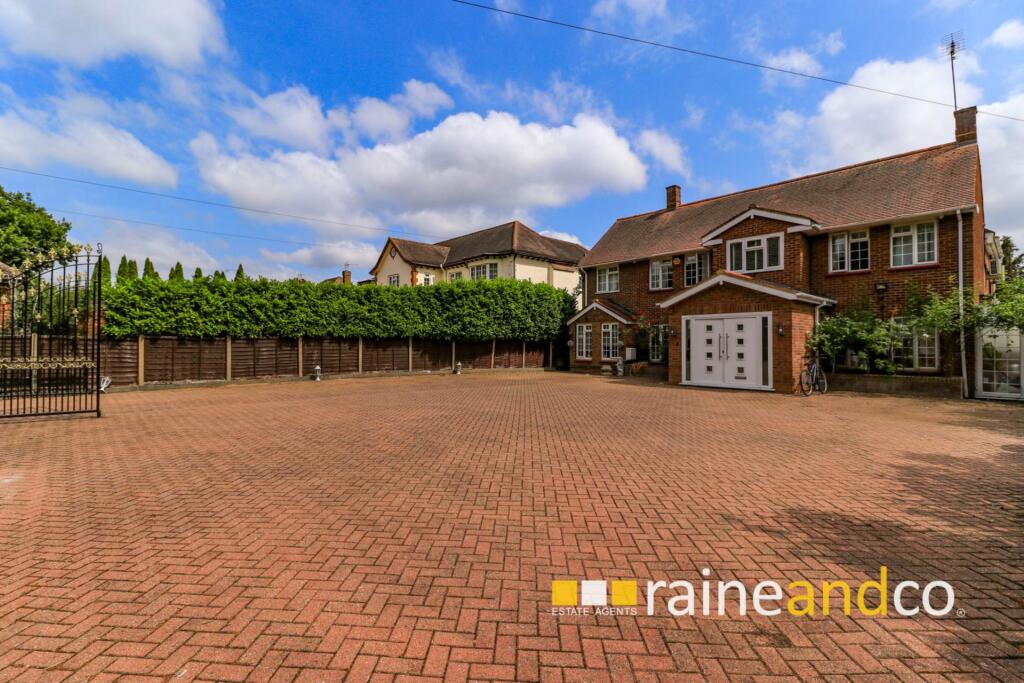 Additional image 16 of St Albans Road West, Hatfield