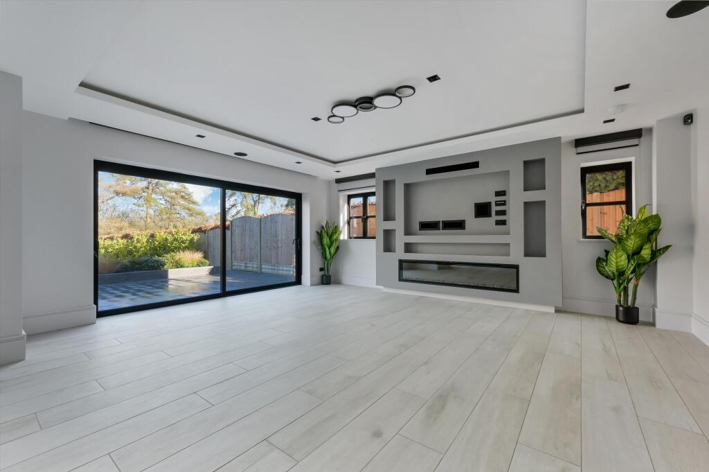 Additional image 23 of Brookmans Avenue, Brookmans Park, Hatfield, Hertfordshire, AL9