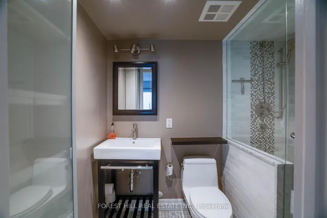 Additional image 22 of 1174 Yonge St Unit 203