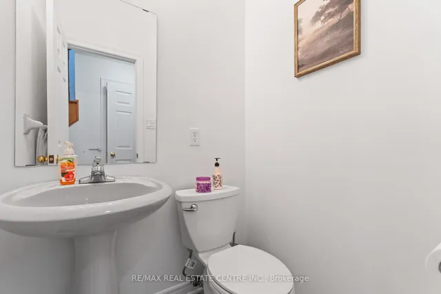 Additional image 21 of 27 Percy Gate