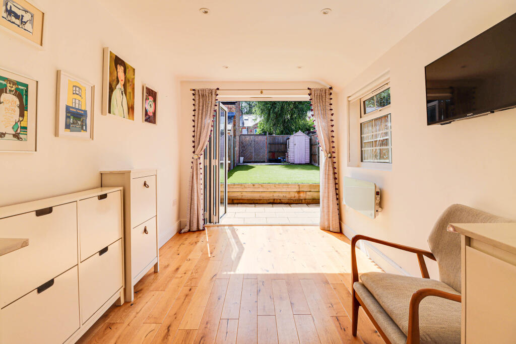 Additional image 13 of Park Mount, Harpenden, Hertfordshire, AL5