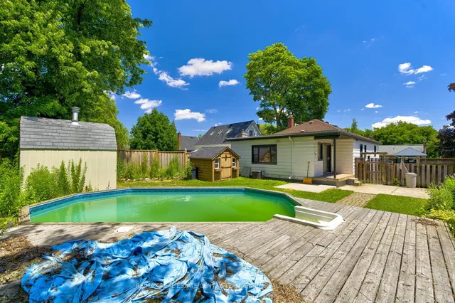 Additional image 43 of 178 Cloverdale Ave