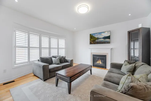 Additional image 15 of 34 Royal Links Circ