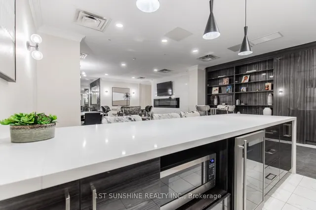 Additional image 14 of 112 King St Unit 505