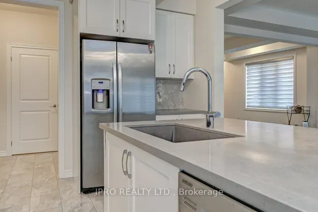 Additional image 22 of 624 Beckview Cres