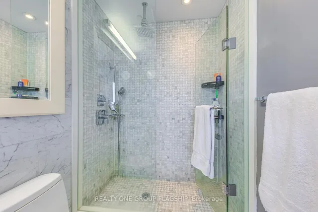 Additional image 16 of 88 Park Lawn Rd Unit 1105