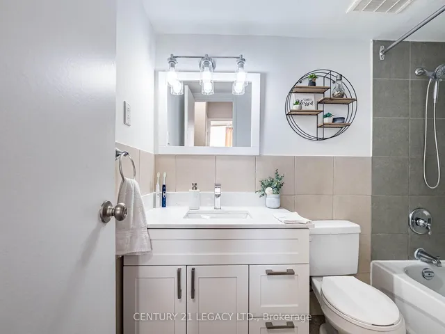 房产图片 26 - 多伦多西大道551号西区商场310单元