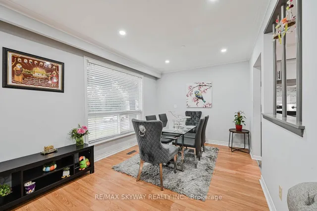 Additional image 16 of 20 Terra Cotta Cres