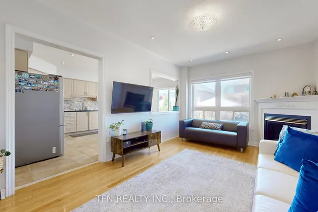 Additional image 10 of 851 Clemens Cres