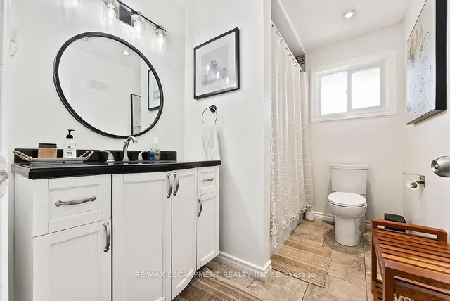 Additional image 16 of 172 ANNABELLE St