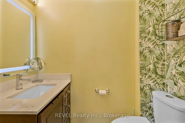 Additional image 12 of 25 Land St