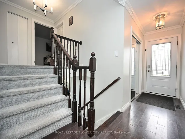 Additional image 28 of 2 Aintree Cres