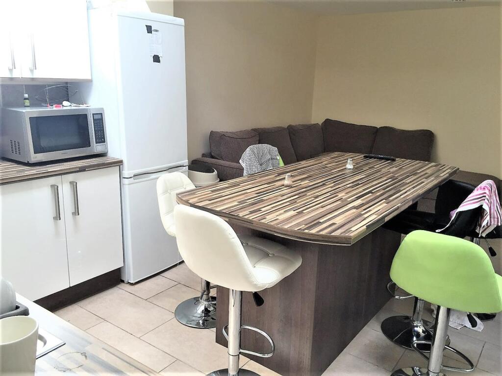 Additional image 3 of 128 Heeley Road, Selly Oak, Birmingham