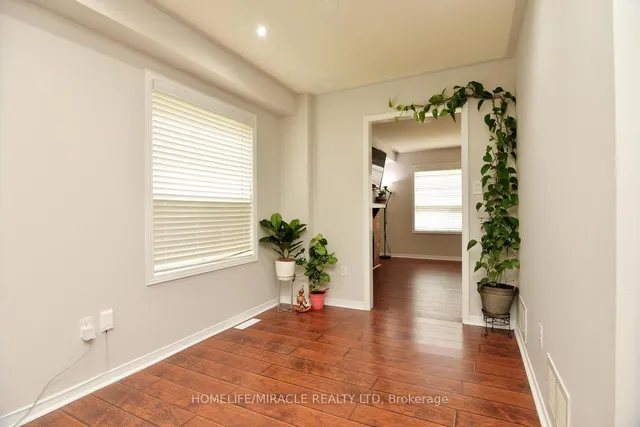 Additional image 15 of 37 Prairie Rose Circ