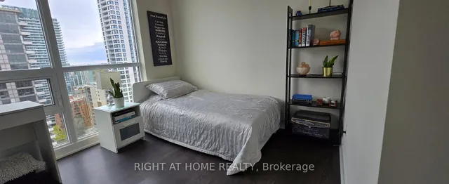 Additional image 27 of 30 Roehampton Ave Unit 2308