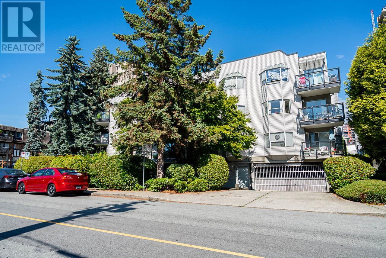 208 1550 CHESTERFIELD AVENUE|North Vancouver, British Columbia V7M2N6