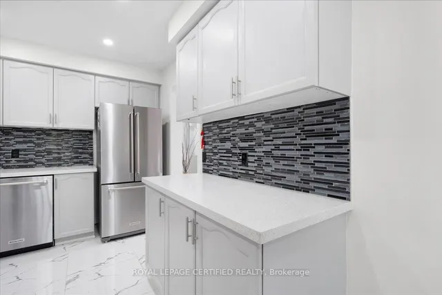 Additional image 11 of 121 Genesee Dr