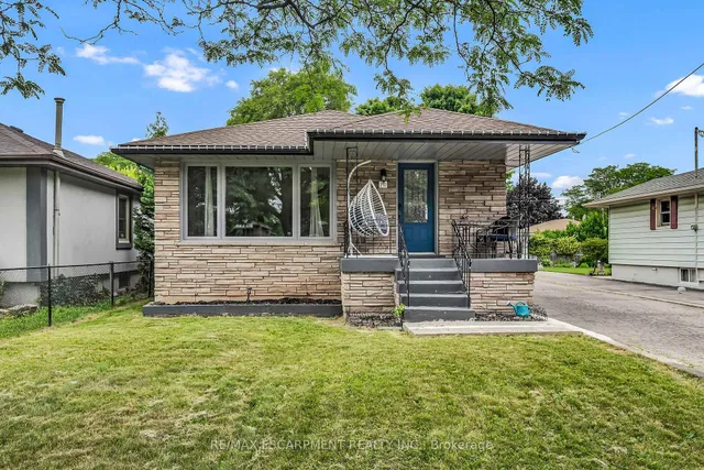 Additional image 4 of 70 Deschene Ave