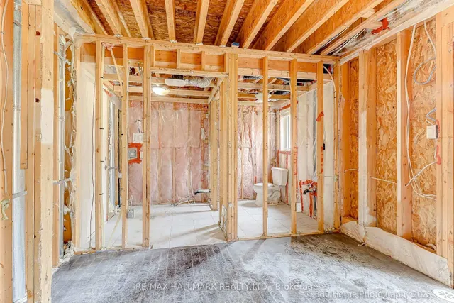 Additional image 39 of 6 Aspen Hills Rd