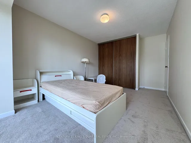 房产图片 24 - 多伦多韦尔斯利街62号1801单元