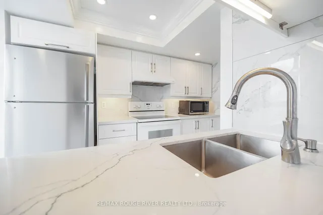 Additional image 10 of 2550 Lawrence Ave Unit 720