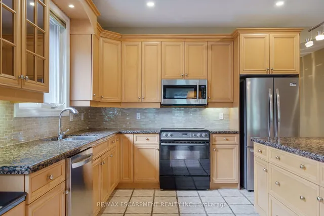 Additional image 16 of 6 Gillespie Cres