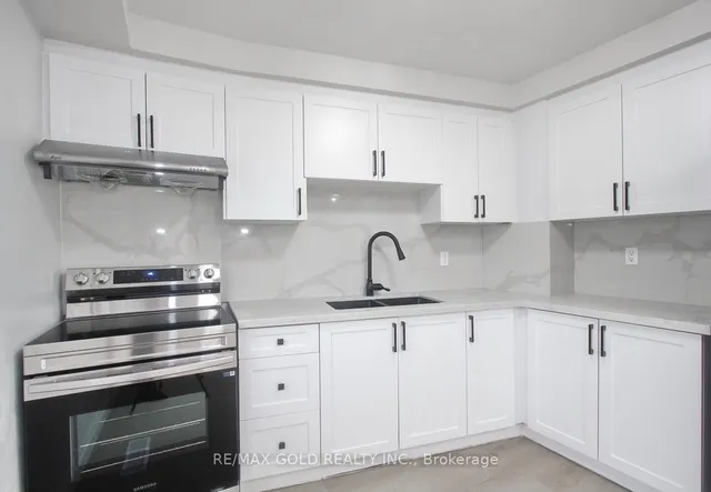 Additional image 19 of 62 Ashton Cres Unit 62