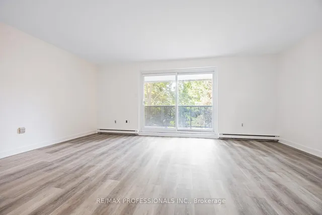 Additional image 12 of 50 Scarborough GolfClub Rd Unit 135