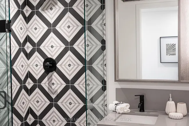 Additional image 4 of 1200 Dundas St Unit 407