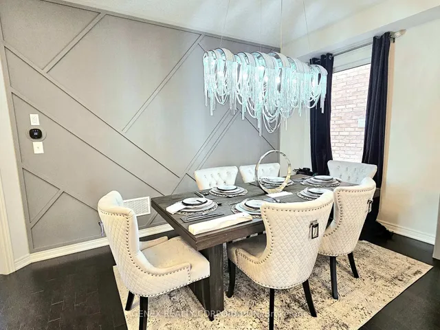 Additional image 17 of 7 Antoine St