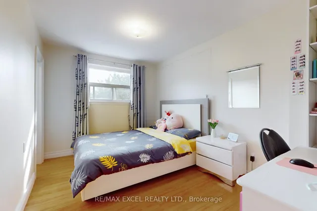 Additional image 24 of 43 Sonmore Dr