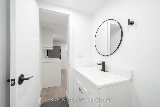 Additional image 32 of 33 Moorecroft Cres