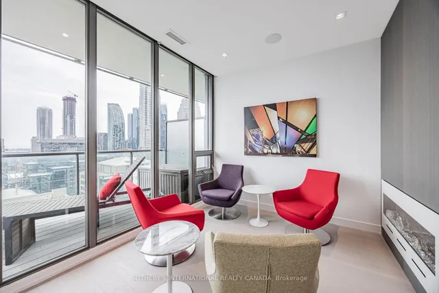 Additional image 10 of 33 Lombard St Unit 2609