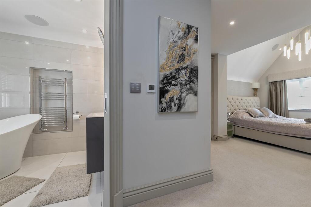 Additional image 19 of Bishops Road, Tewin, Welwyn