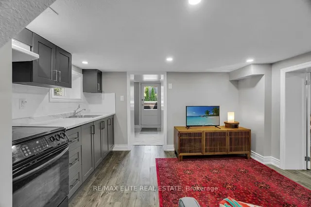 Additional image 27 of 85 Balsam Ave