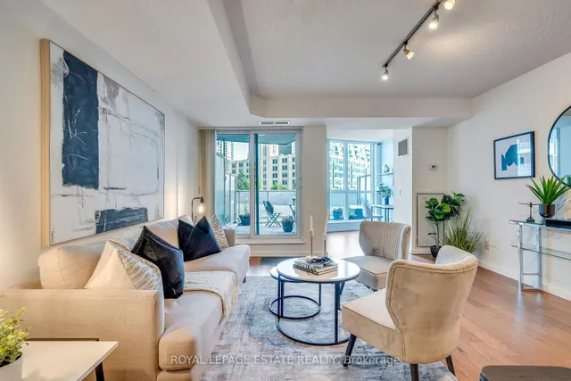 Additional image 8 of 218 Queens Quay Unit 402