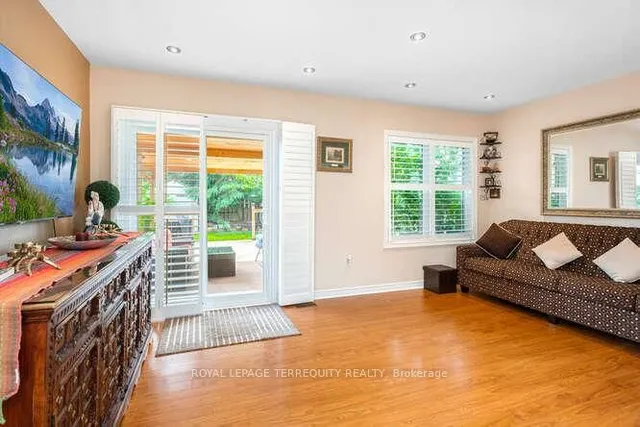 Additional image 7 of 7148 Village Walk