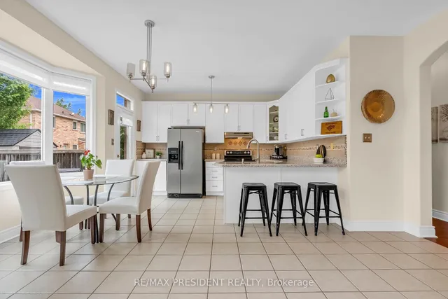 房产图片 22 - 670 Irving Terr