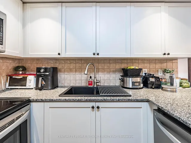 Additional image 40 of 5233 Dundas St Unit #1428