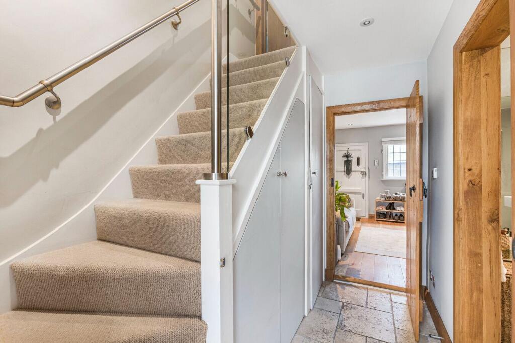 Additional image 9 of High Road, Essendon,  AL9 6HW