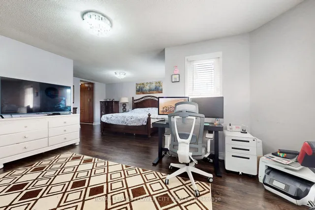 Additional image 24 of 656 Esprit Cres