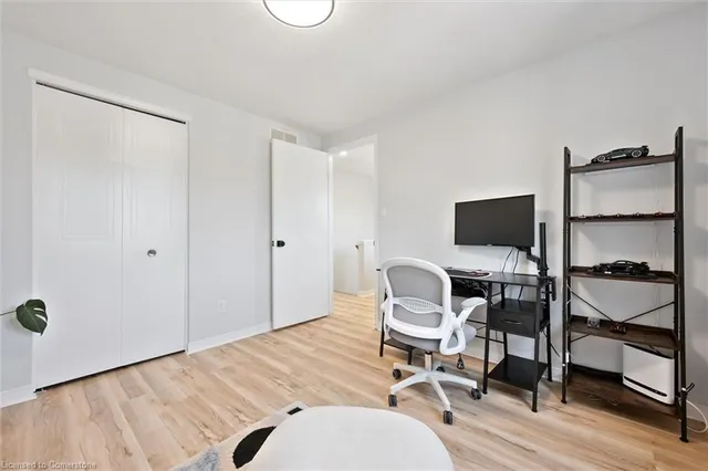 Additional image 24 of 64 Foxglove Cres