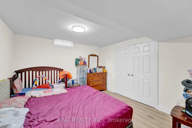 房产图片 36 - 24 Vogue Cres