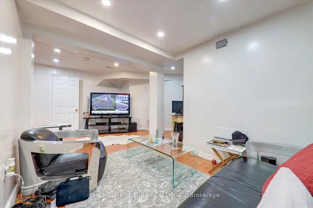 Additional image 43 of 10 Hania Terr