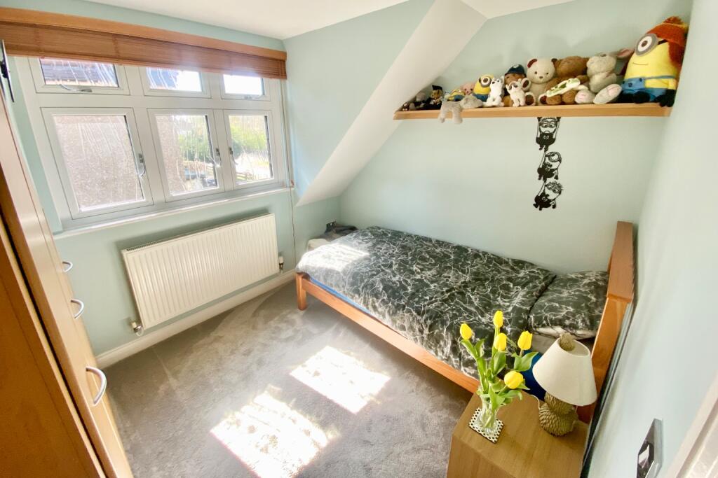 Additional image 24 of Mount Drive, Park Street, St. Albans, Hertfordshire, AL2