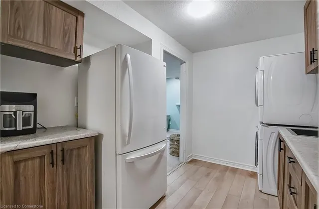 Additional image 35 of 95 General Dr